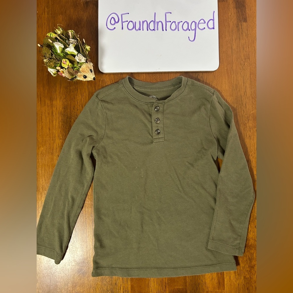 Cozy Olive Green Henley Long Sleeve | Boys S(6/7)